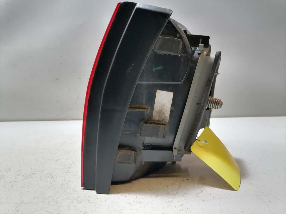 VW Fox original R&uuml;cklicht R&uuml;ckleuchte Schlussleuchte links Bj.2010